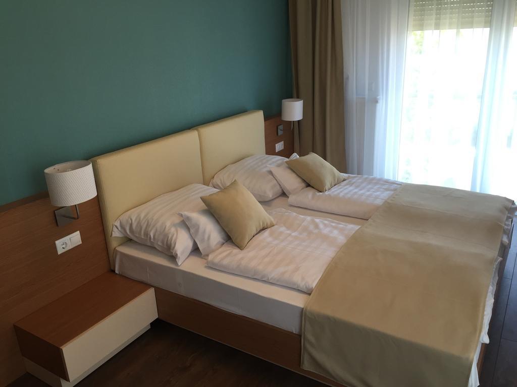 Wellness Apartments In فيلينس المظهر الخارجي الصورة